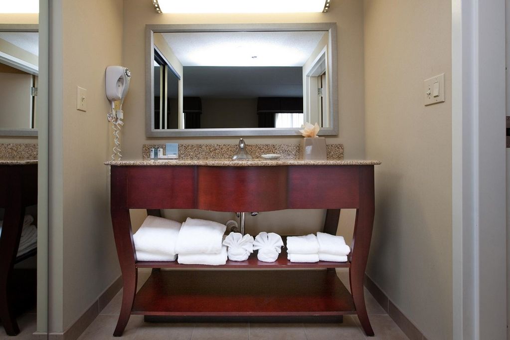 Hampton Inn & Suites Burlington Habitación foto